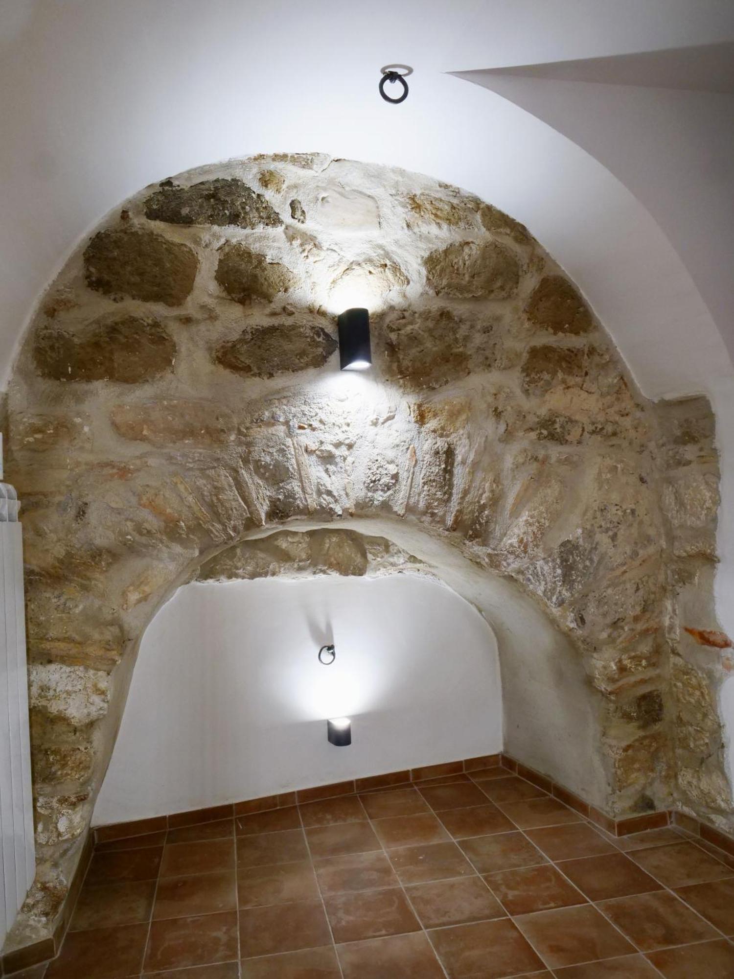 Apartamento Porta Venosina Luxury House - Wifi E Netflix Gratis Melfi Exterior foto